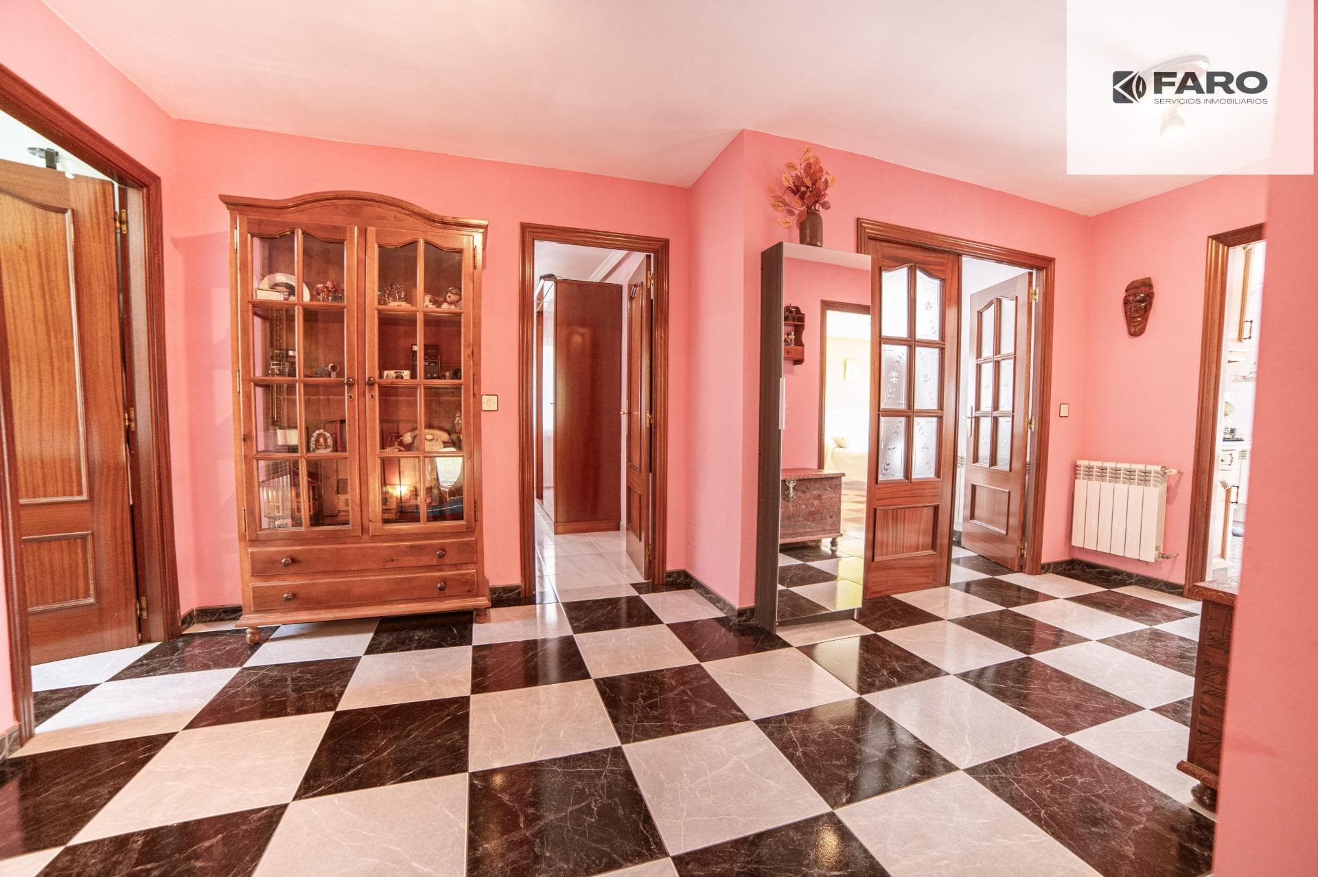 Detached house with 1,578 m² plot and its own spring in Soto del Barco (Ref 00093) · photo 2