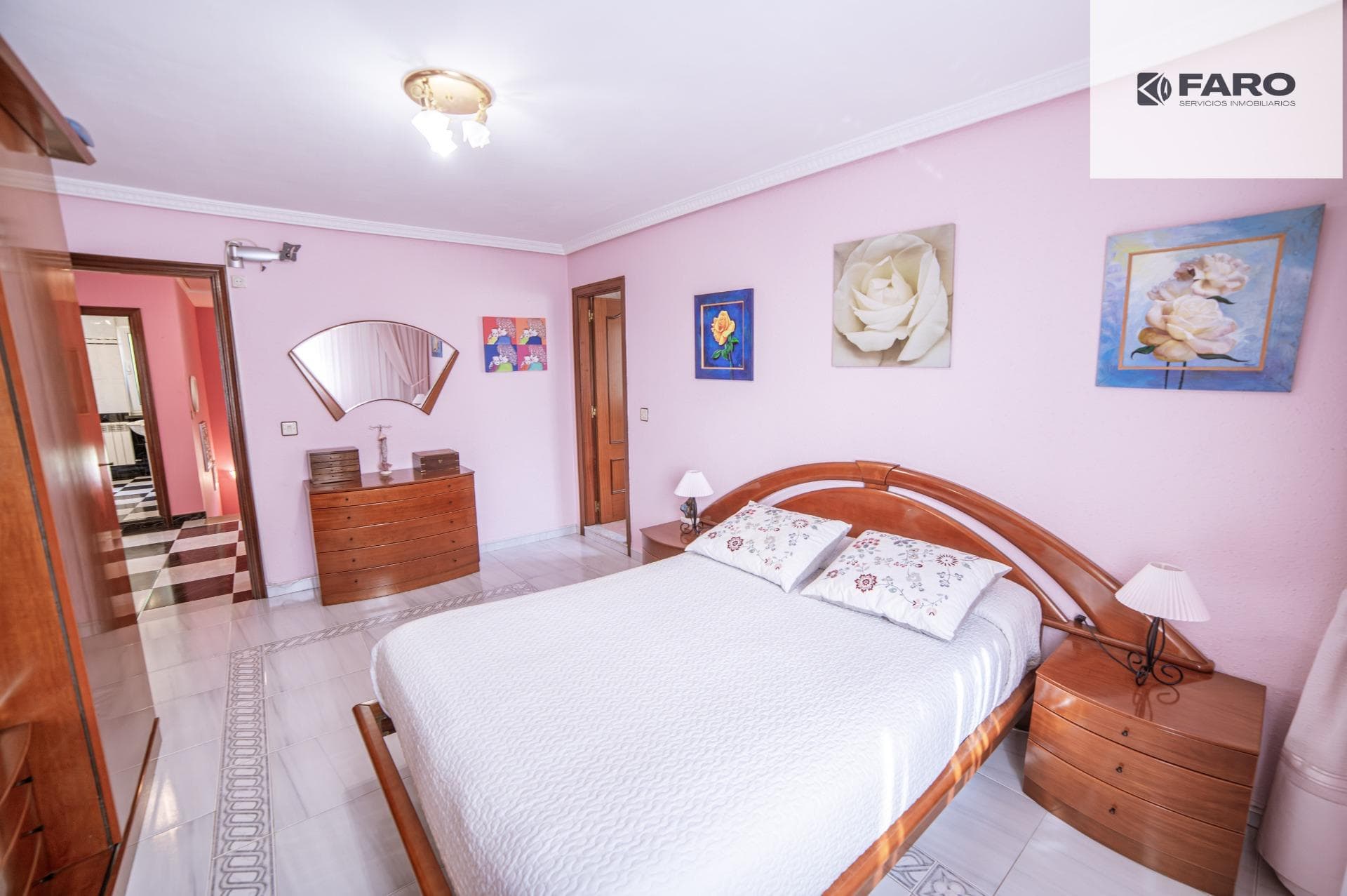 Detached house with 1,578 m² plot and its own spring in Soto del Barco (Ref 00093) · photo 4