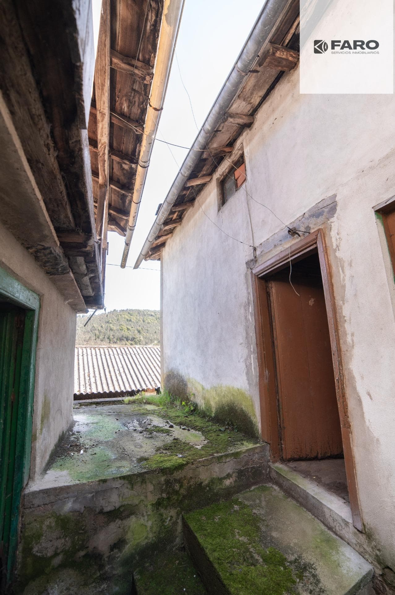 House with 4,400 m² of land in Valle de Paredes (Valdés) – a great renovation opportunity (Ref 00109) · photo 5