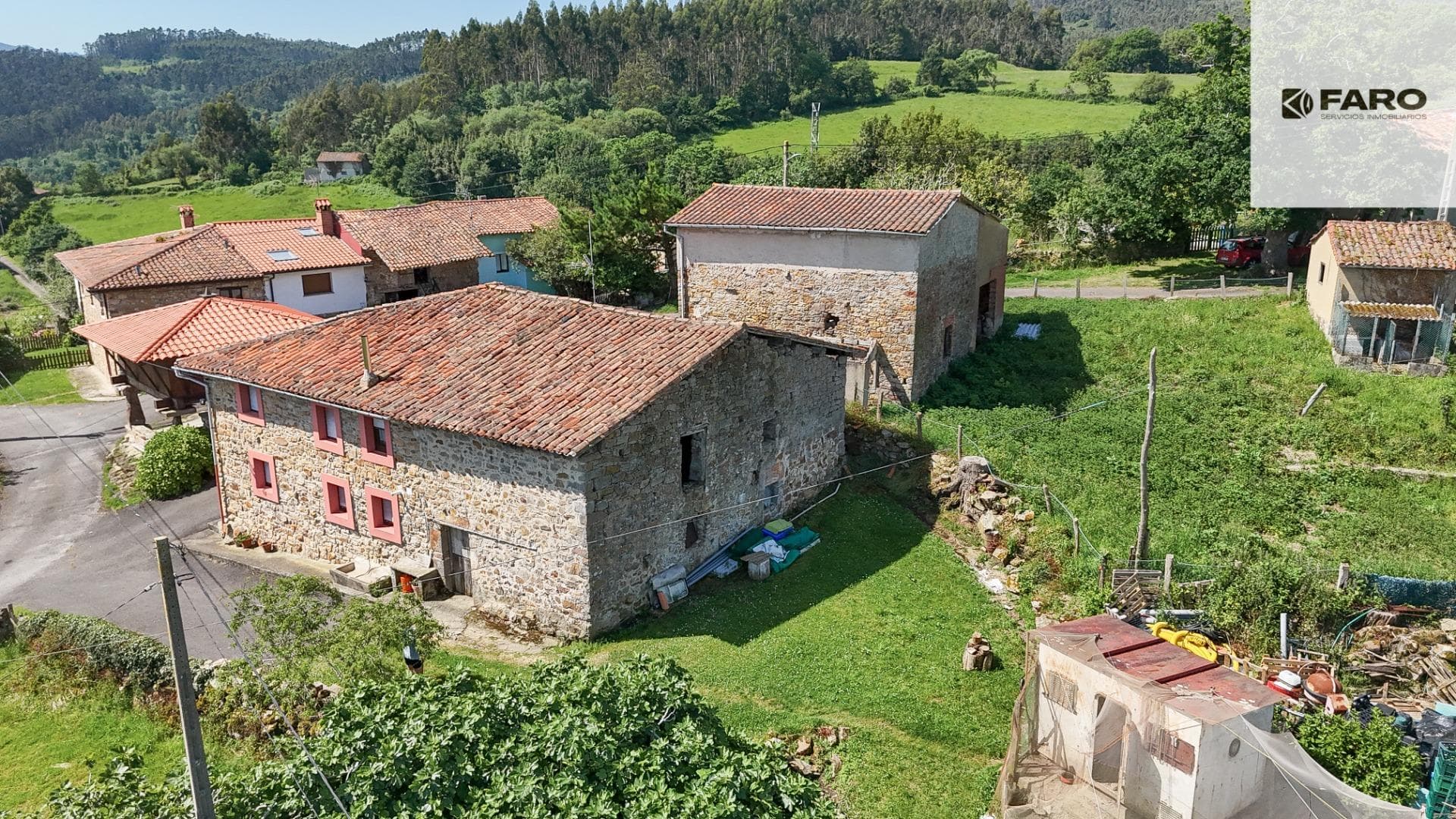 Stone barn with building plot in Castiello de Lue (Ref 00117) · photo 2