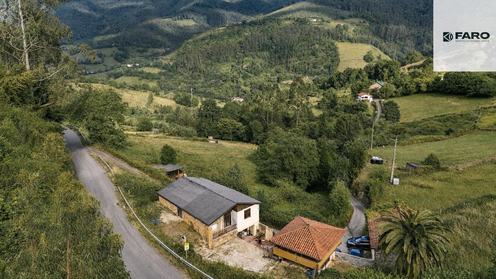 House with land, hórreo and natural surroundings in Peón (Ref 00124) · photo 2