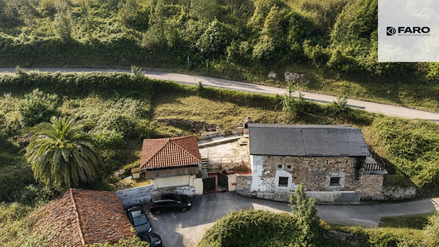 House with land, hórreo and natural surroundings in Peón (Ref 00124) · photo 3